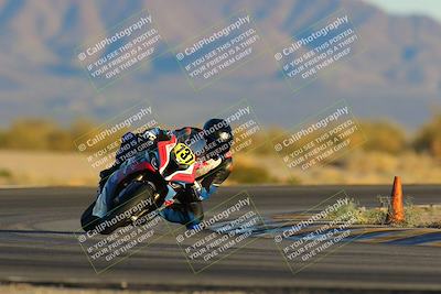 media/Jan-21-2023-CVMA (Sat) [[b9eef8ba1f]]/Race 12 Amateur Supersport Open/